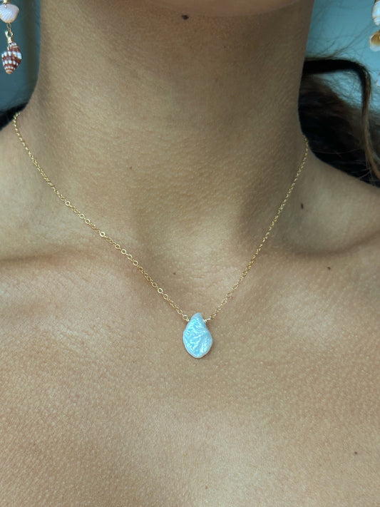Cordelia pearl necklace