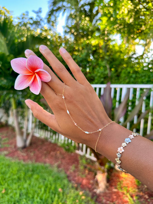 Mariya hand chain